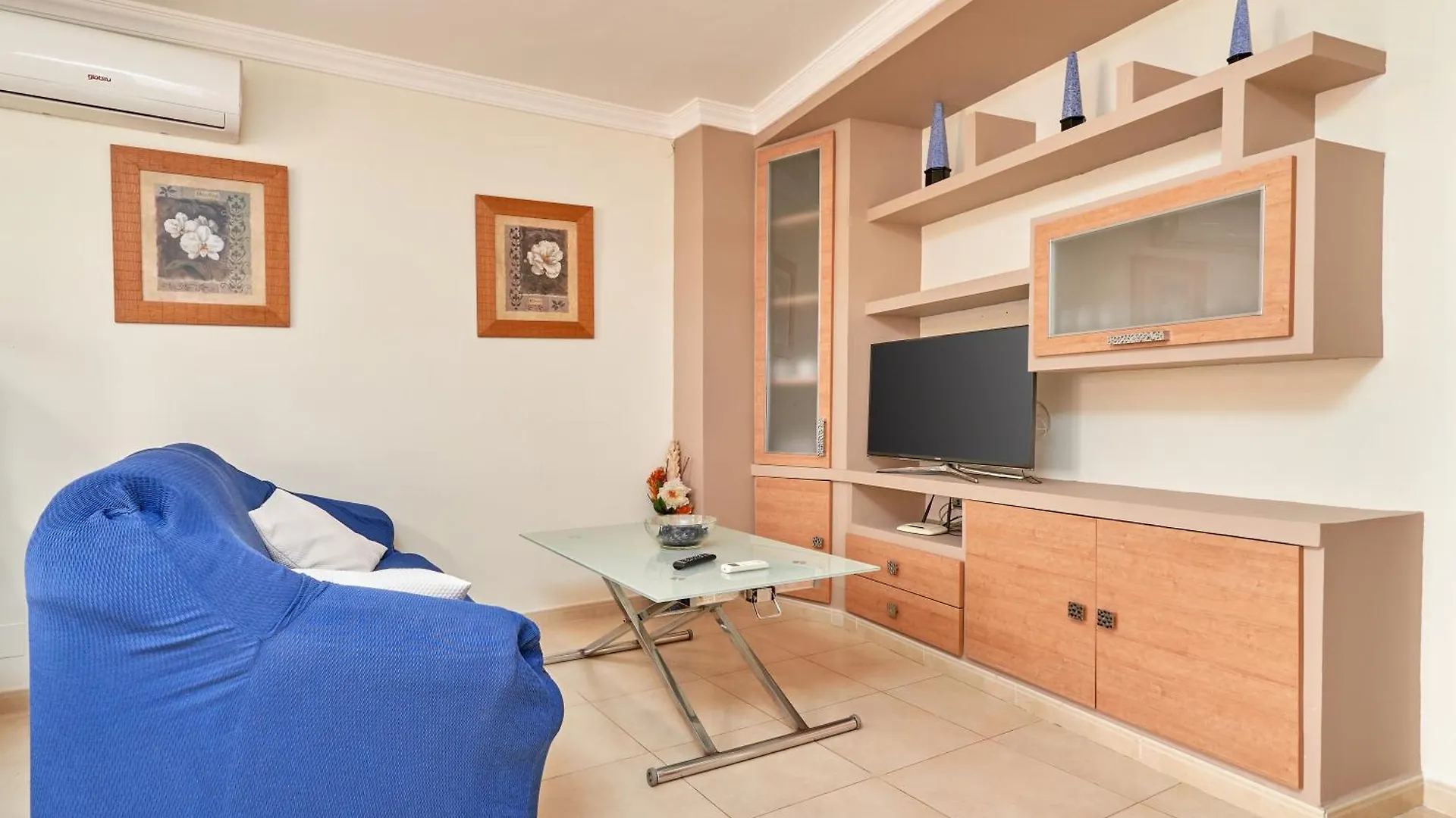 Apartamento Lola 1 内尔哈 0*,