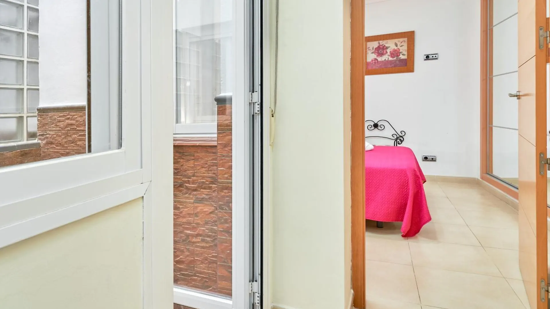 公寓 Apartamento Lola 1 内尔哈 西班牙