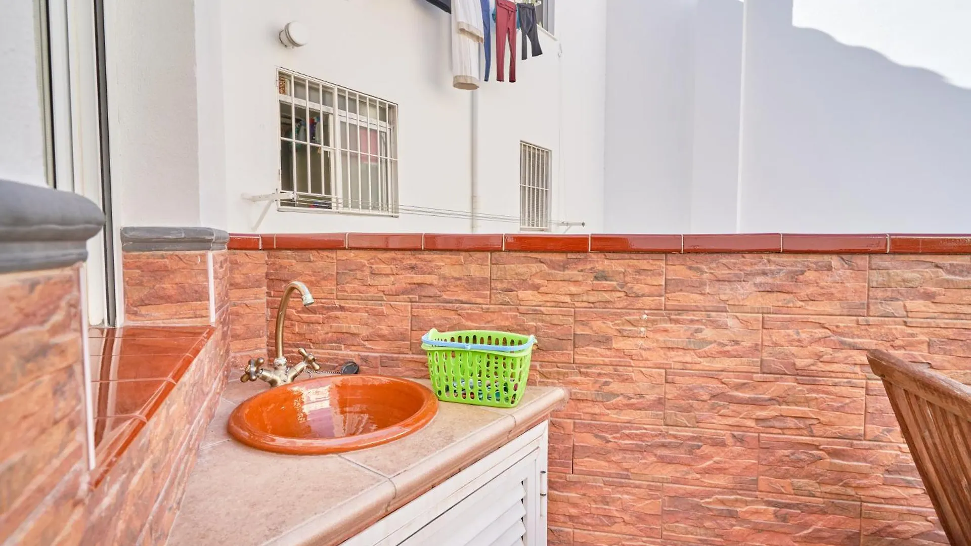 Apartamento Lola 1 内尔哈 0*,
